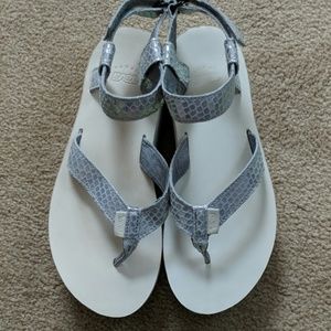 TEVA FLATFORM IRIDESCENT SANDALS